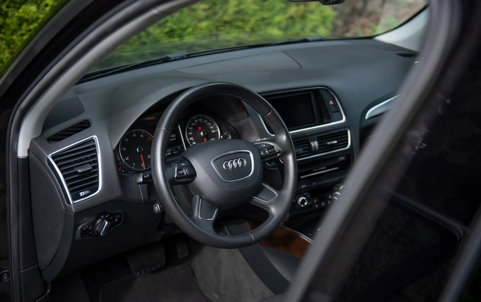 Audi Q5 cena 66500 przebieg: 193000, rok produkcji 2013 z Zabrze małe 172